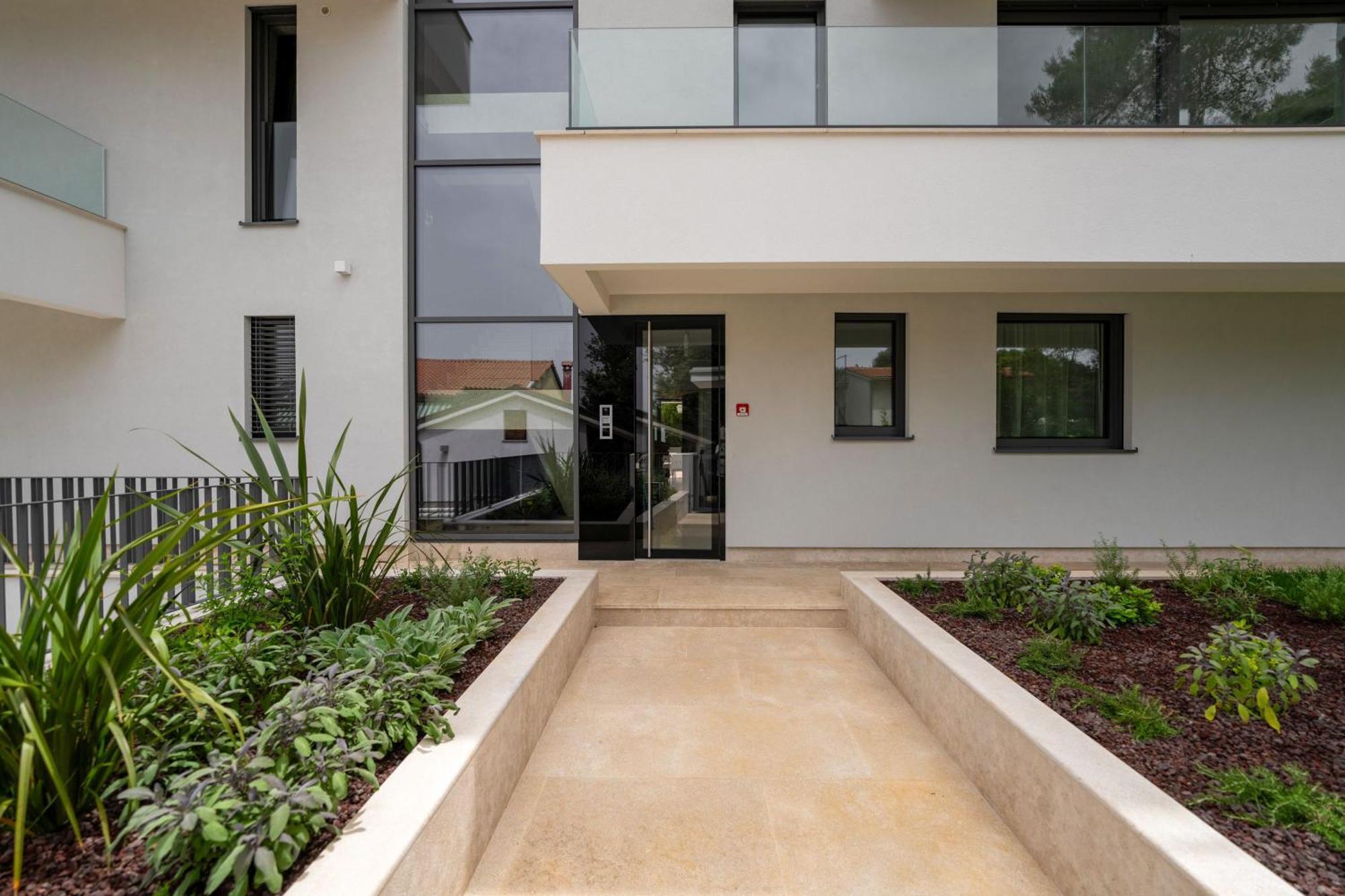 The Q Bliss - Your New 4-Star Hideaway With A Garage Rovinj Exterior foto